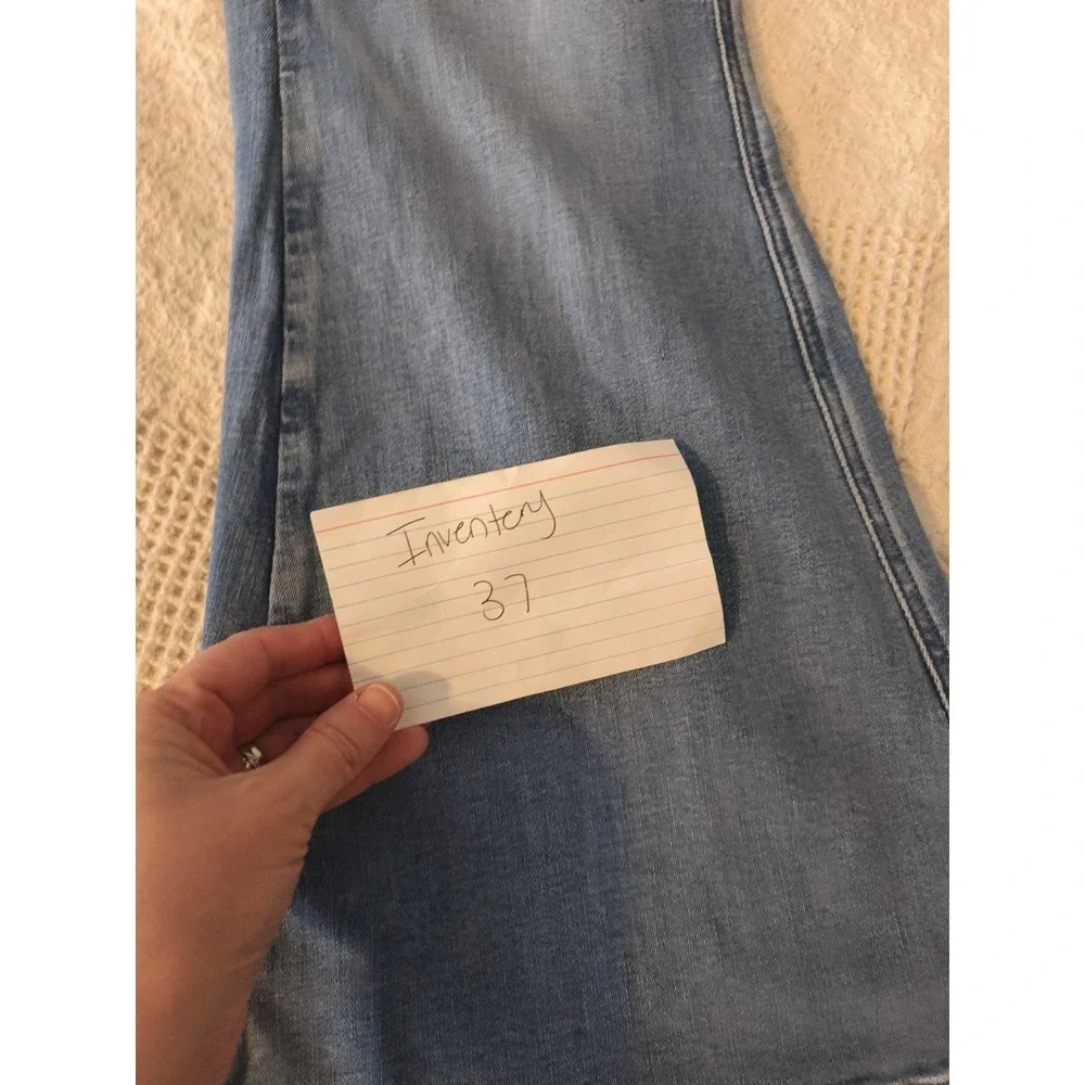 American Eagle Festival Flare‎ Jeans High Rise Patch Pocket 8 Short